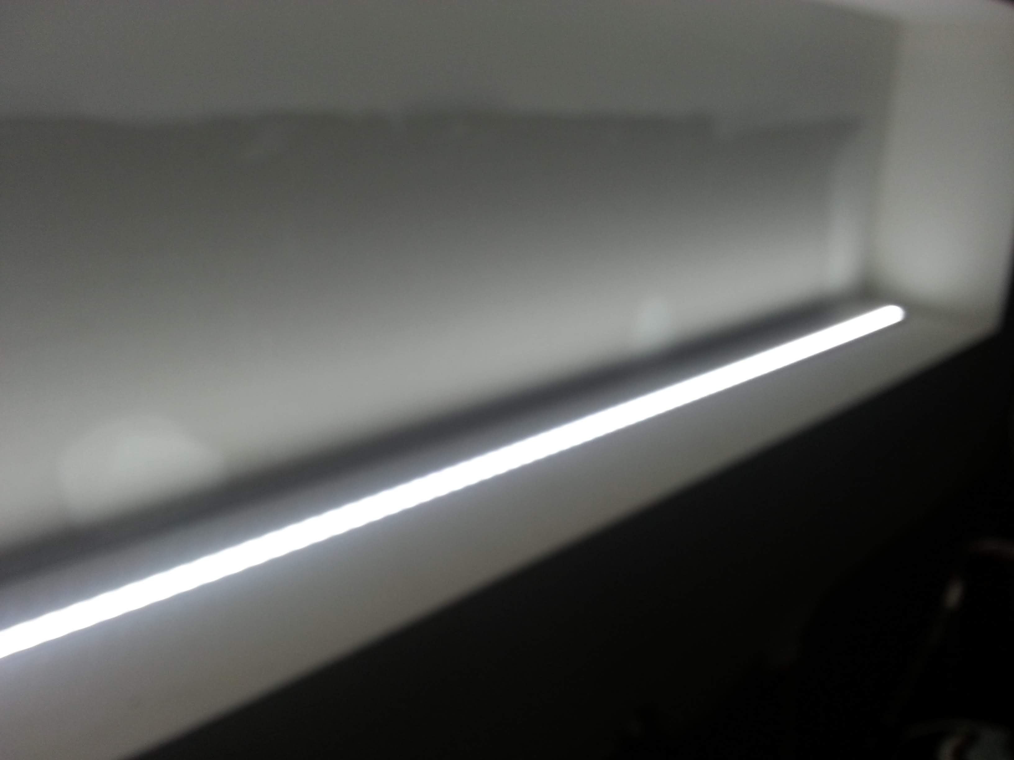 Détail d'un ruban LED intérieur